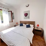 Valentinovo Apartament Klenovica