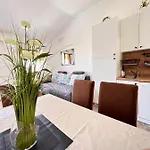 Valentinovo Apartament *